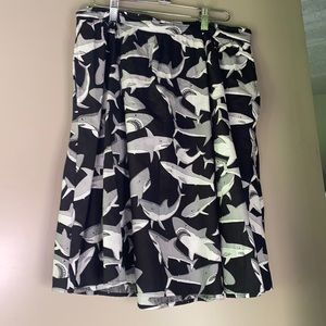 Black Retrolicious Shark Skirt. Size large.
